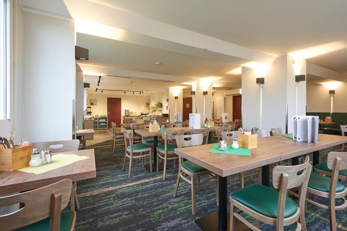 Hotel Anhalt Brehna Екстер'єр фото
