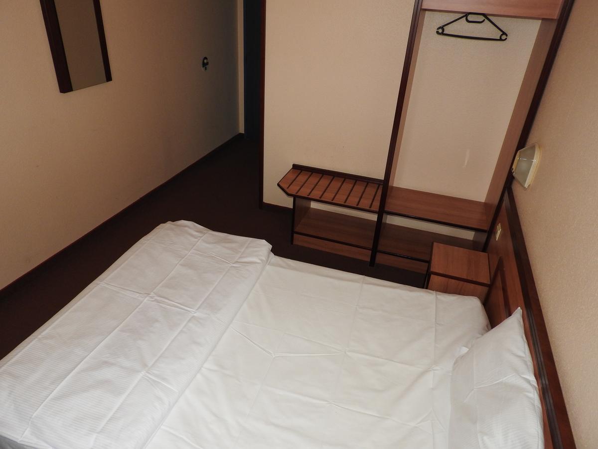 Hotel Anhalt Brehna Екстер'єр фото